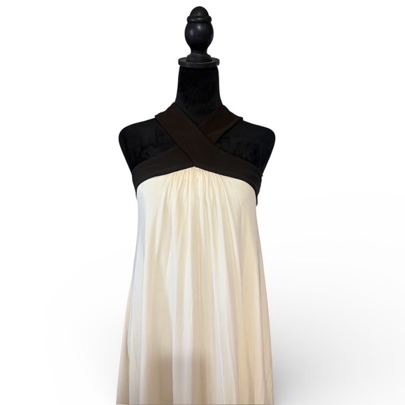 Vintage Diane von Furstenberg Lion Halter Dress,
cream, black, flowy, Size 2 - Picture 3 of 9